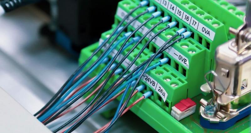 Trumpa diskusija apie PCB gnybtų blokus